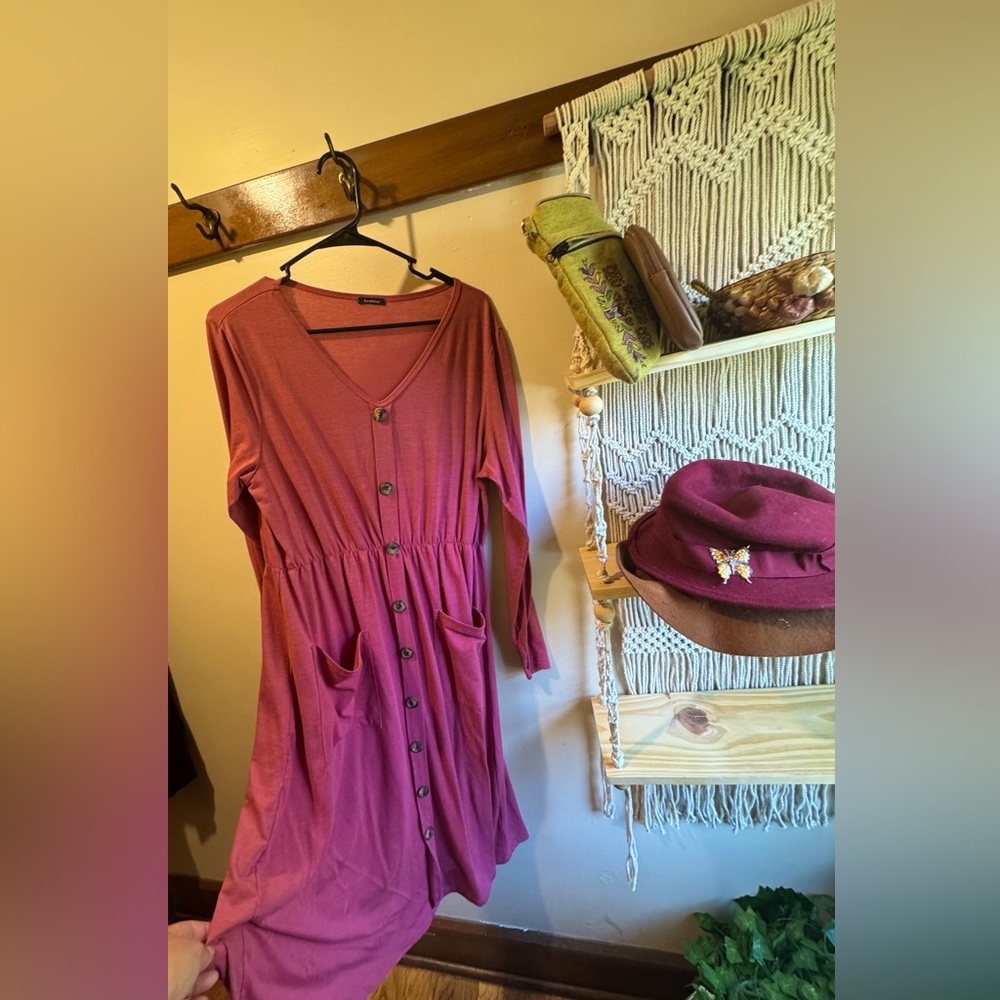 💄 Flowy Pink Dress 💄